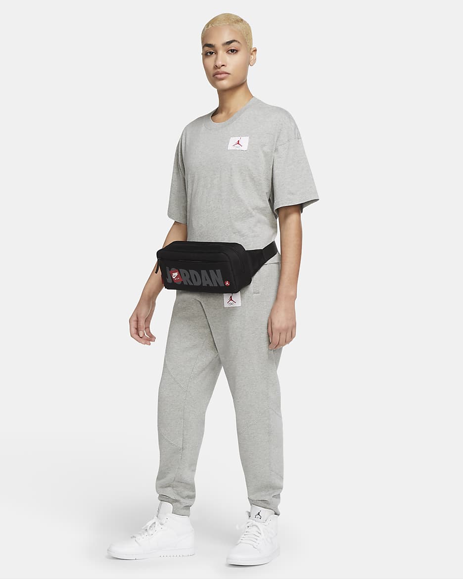 Sac a bandouliere Jordan. Nike BE